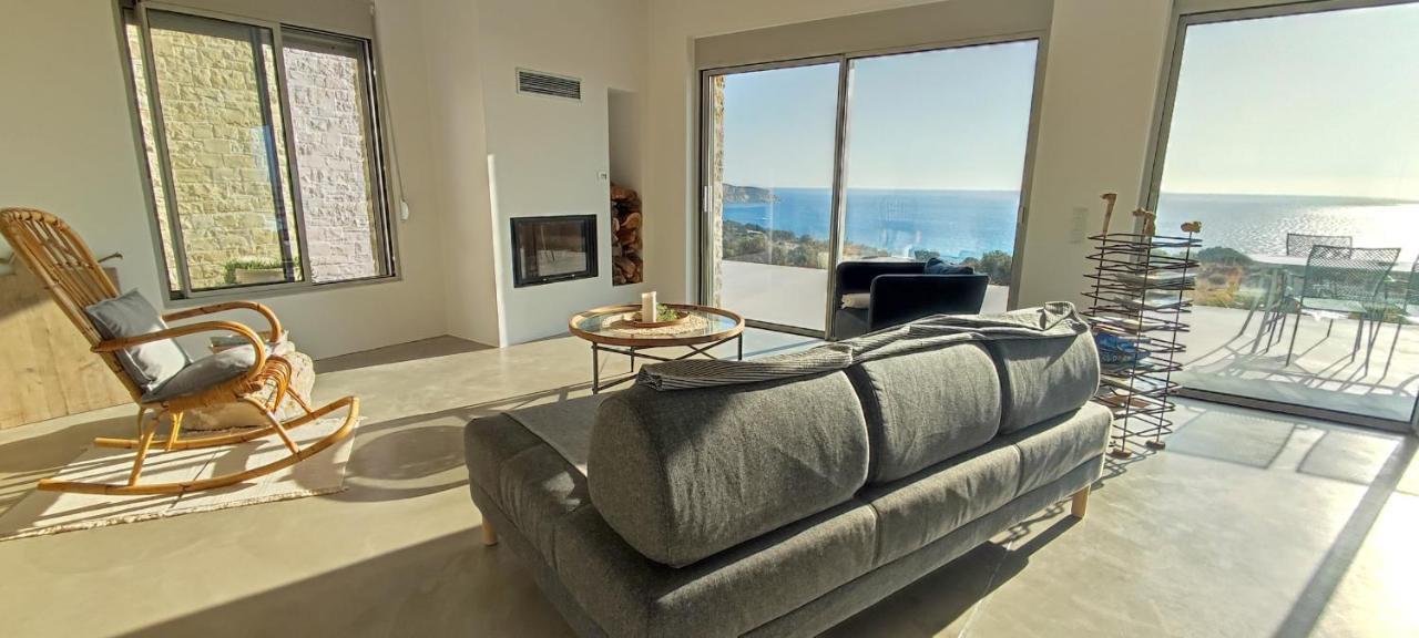 Komos Beach Estate Kalamaki  Extérieur photo