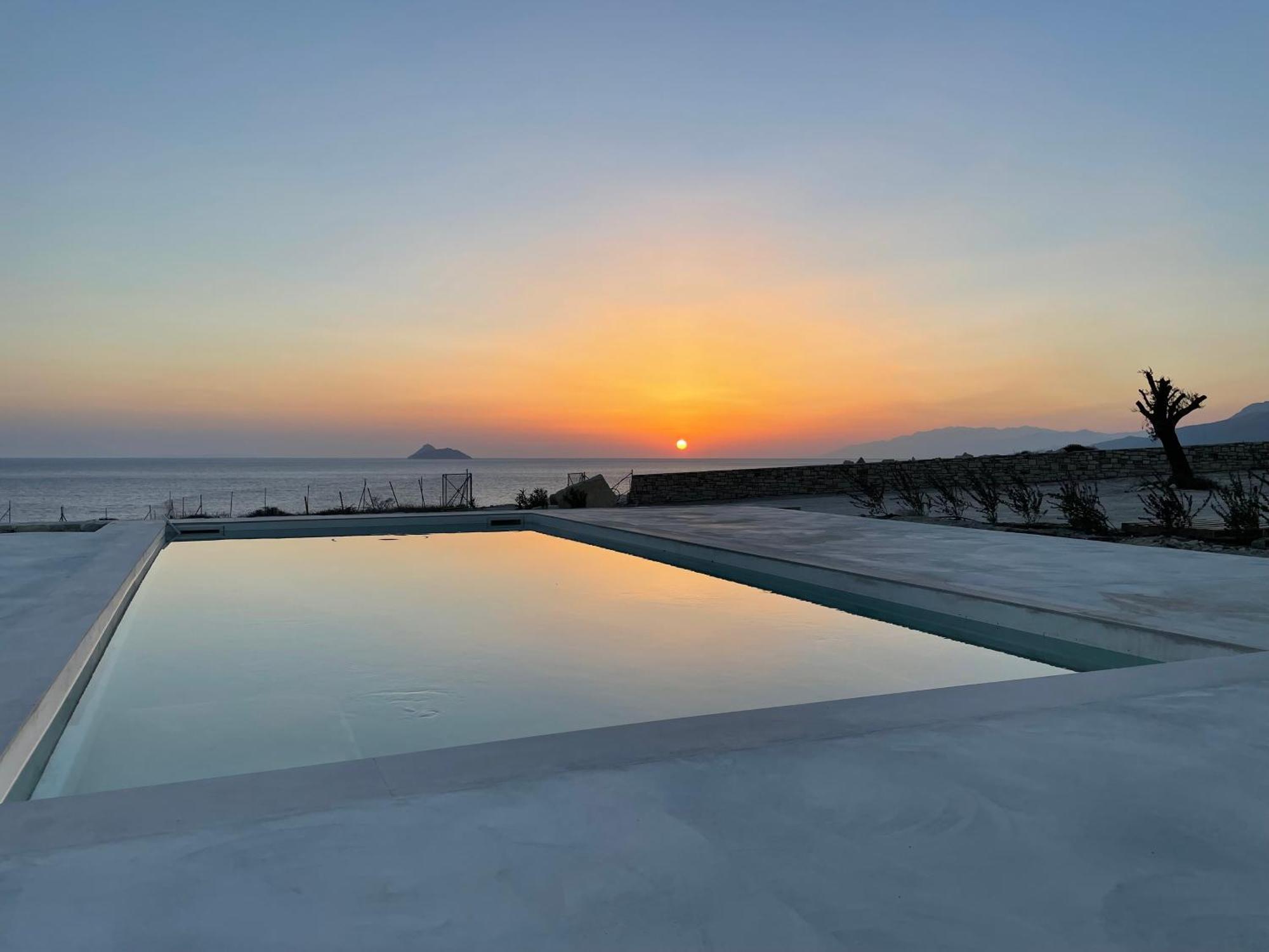 Komos Beach Estate Kalamaki  Extérieur photo